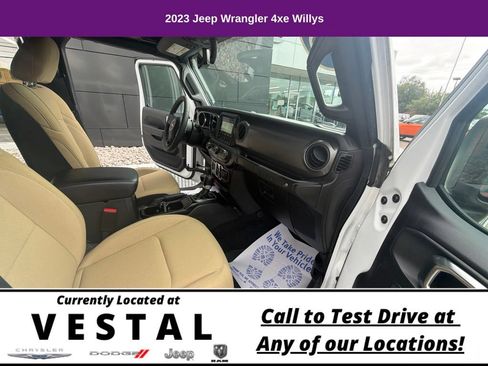 Used 2023 Jeep Wrangler Unlimited w/ Sun & Screen Package AWD/4WD image 24