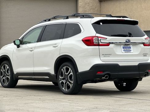 New 2025 Subaru Ascent Limited image 5