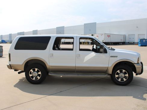 Used 2005 Ford Excursion Eddie Bauer RWD image 17