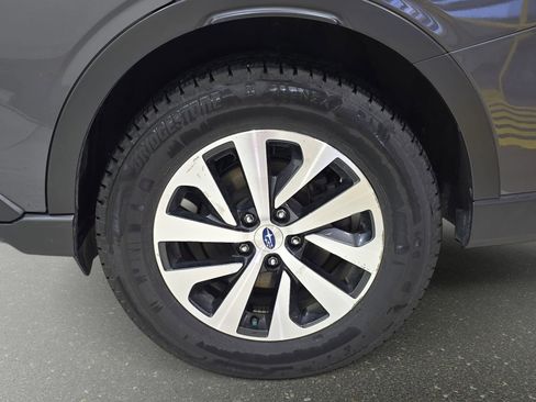 Used 2020 Subaru Outback Premium AWD/4WD image 32