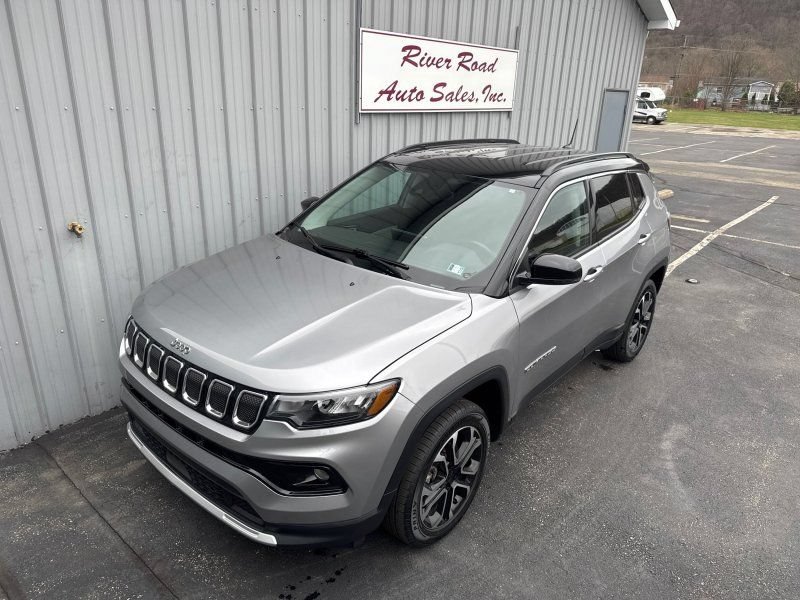 Used 2022 Jeep Compass Limited AWD/4WD image 16