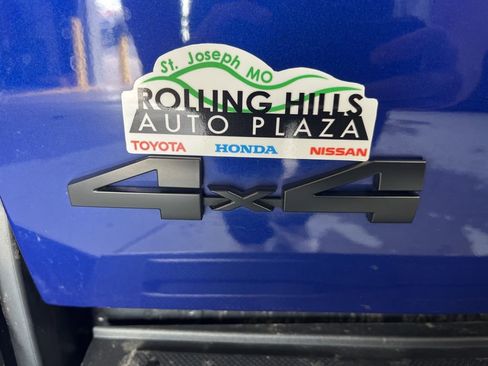 Used 2024 Toyota Tacoma TRD Off-Road w/ TRD Off Road Upgrade Package AWD/4WD image 45