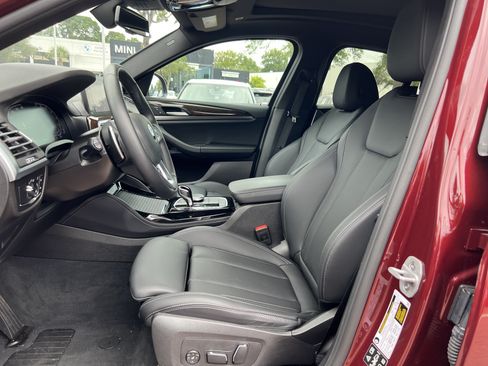Certified 2025 BMW X4 xDrive30i AWD/4WD image 16