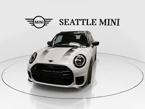 New 2026 MINI Cooper S image 4