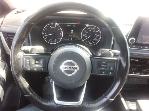 Used 2021 Nissan Rogue SV w/ Premium Package image 8