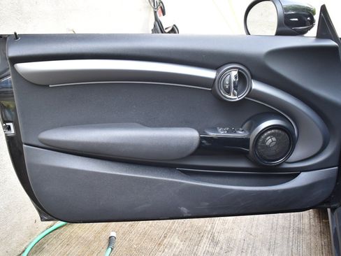 Used 2024 MINI Cooper SE FWD image 18