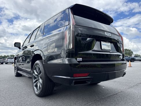 Used 2021 Cadillac Escalade Sport w/ Driver Assist Tech Package RWD image 8