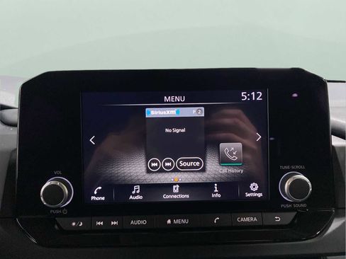 Used 2024 Nissan Pathfinder S image 20