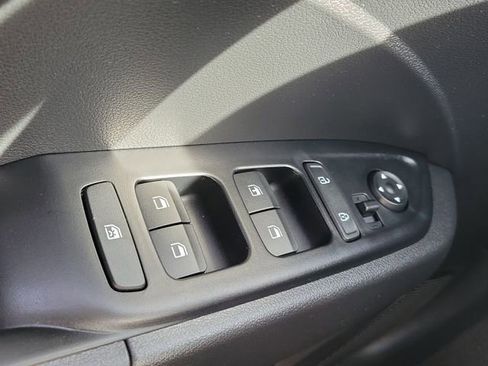 New 2026 Hyundai Venue SE image 15