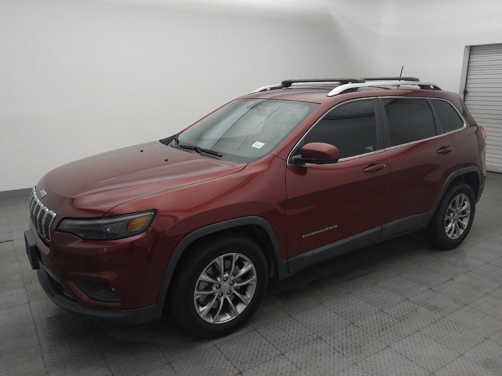 Used 2019 Jeep Cherokee Latitude Plus FWD image 2