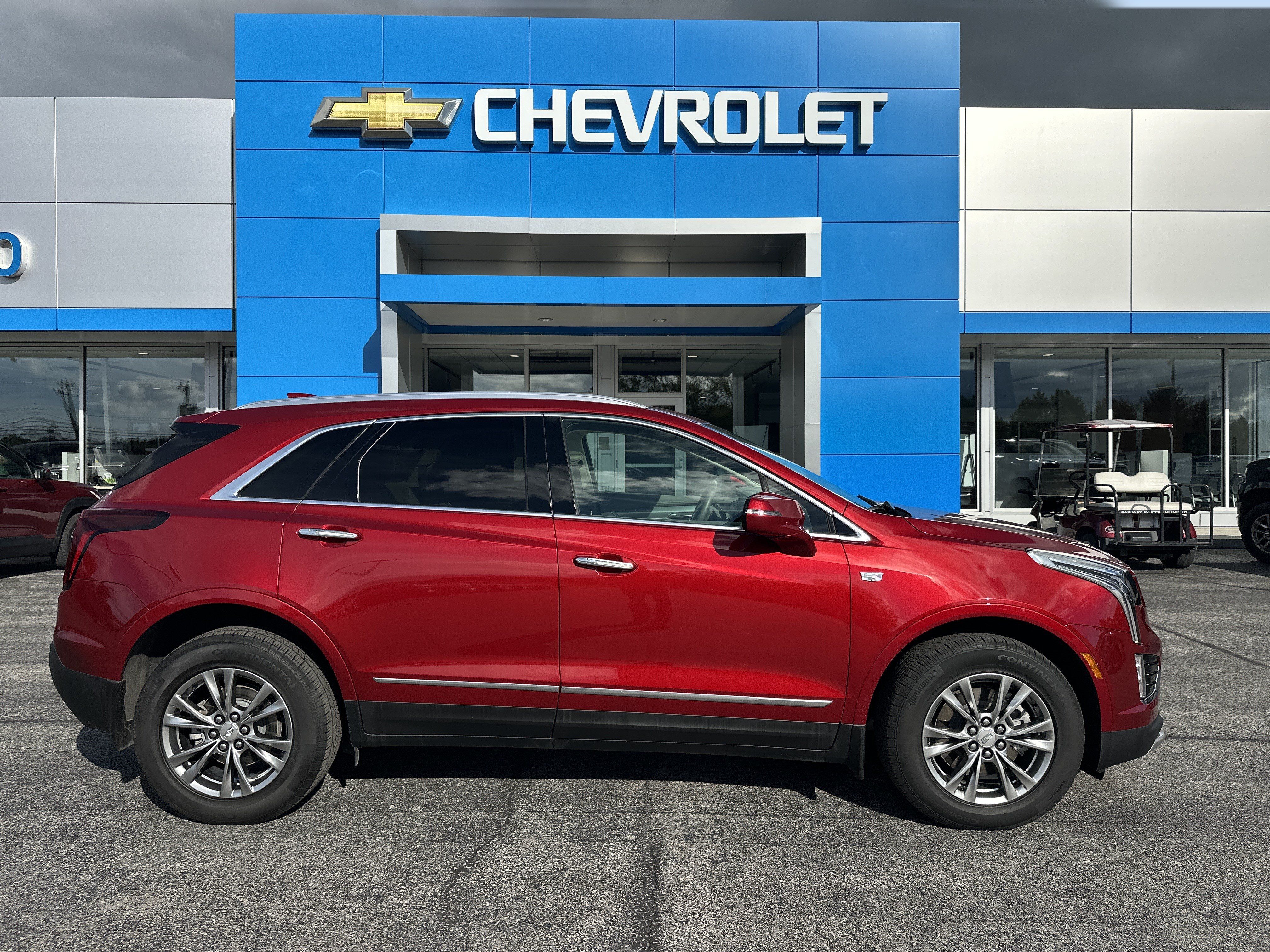 Certified 2023 Cadillac XT5 Premium Luxury AWD/4WD image 1