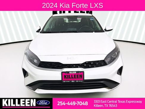 Used 2024 Kia Forte LXS image 2