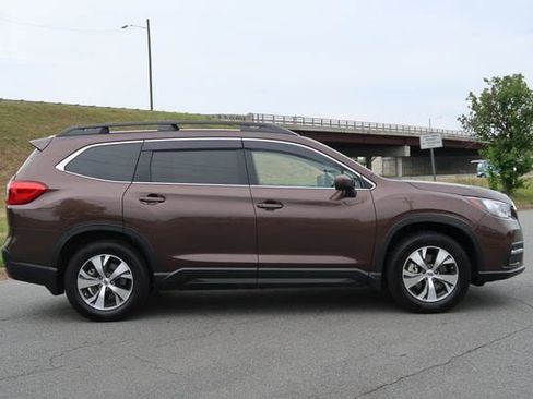 Used 2021 Subaru Ascent Premium w/ Convenience Package AWD/4WD image 9