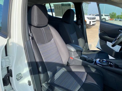 Used 2023 Nissan Leaf SV Plus FWD image 31
