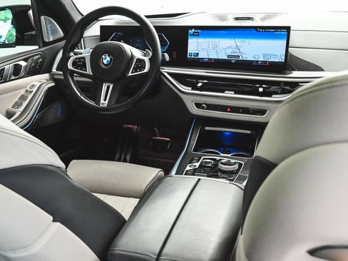 Used 2023 BMW X7 M60i w/ Executive Package AWD/4WD image 42