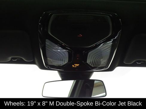 Used 2023 BMW 330i xDrive Sedan w/ M Sport Package image 30