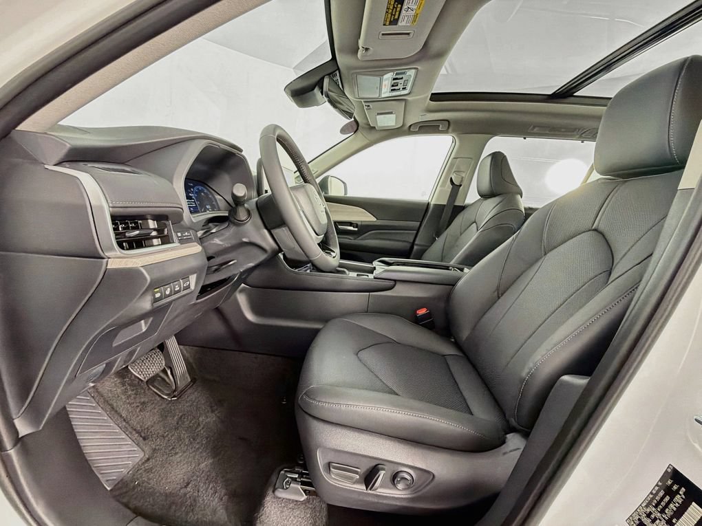New 2026 Toyota Grand Highlander AWD Hybrid image 11