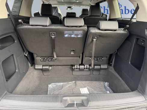 New 2026 Honda Odyssey Touring image 4