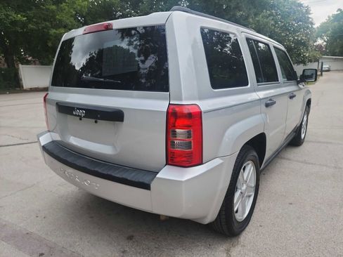 Used 2010 Jeep Patriot Sport w/ Tire & Wheel Group image 8