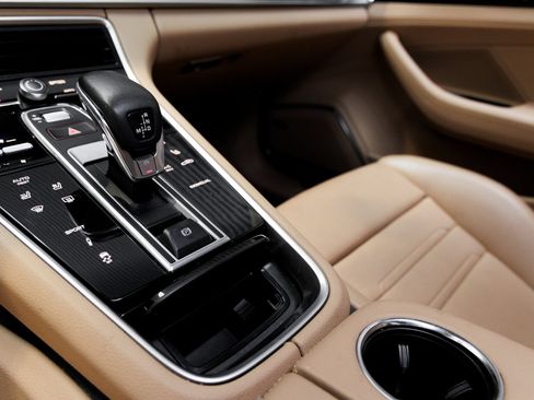 Certified 2023 Porsche Panamera Platinum Edition RWD image 22