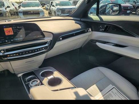 Certified 2024 Cadillac Lyriq Luxury RWD image 20