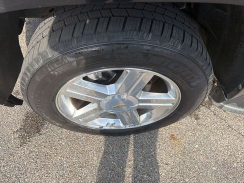 Used 2008 Chevrolet TrailBlazer LT w/ Sun And Sound Package AWD/4WD image 12