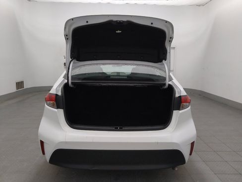 Used 2023 Toyota Corolla LE FWD image 29
