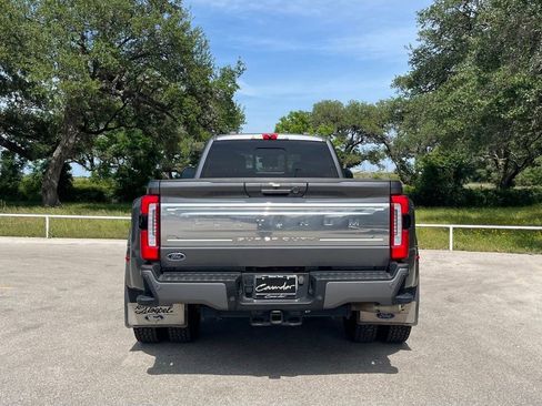 Used 2024 Ford F350 Platinum AWD/4WD image 6