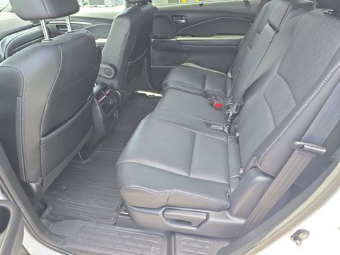 Used 2021 Honda Passport EX-L image 17