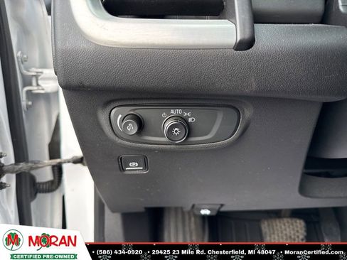 Used 2020 GMC Terrain SLE w/ Driver Convenience Package image 17