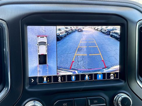 Used 2021 GMC Sierra 3500 AT4 w/ AT4 Premium Plus Package image 15