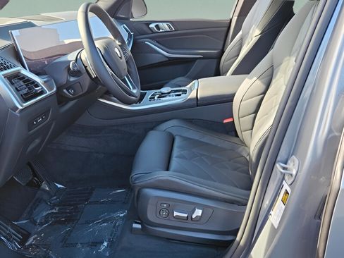 New 2026 BMW X5 sDrive40i w/ Premium Package image 8
