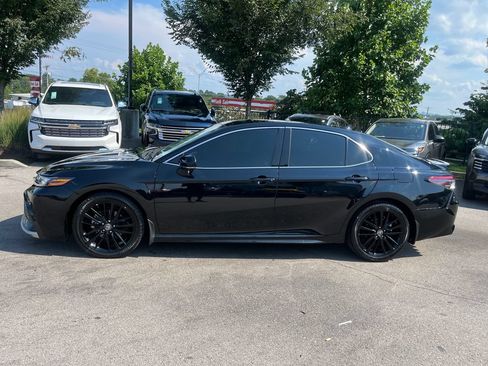 Used 2023 Toyota Camry XSE FWD image 4
