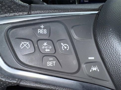 Used 2022 Chevrolet Equinox LS w/ LS Convenience Package image 7