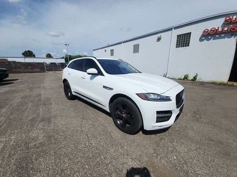Used 2017 Jaguar F-PACE R-Sport AWD/4WD image 7