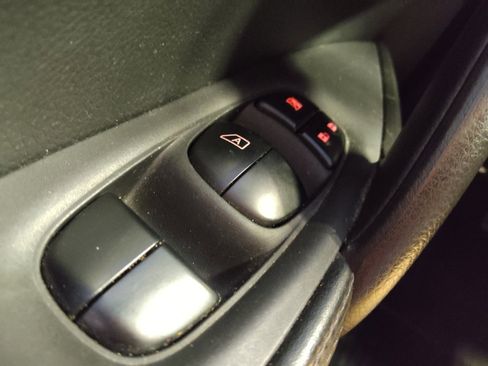 Used 2018 Nissan Rogue Sport SL w/ SL Premium Package image 27