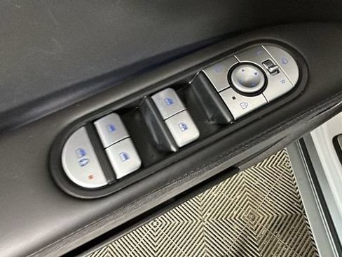 Used 2024 Hyundai Ioniq 5 Limited AWD/4WD image 10