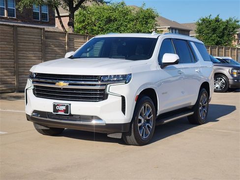 Used 2024 Chevrolet Tahoe LT w/ Luxury Package RWD image 11