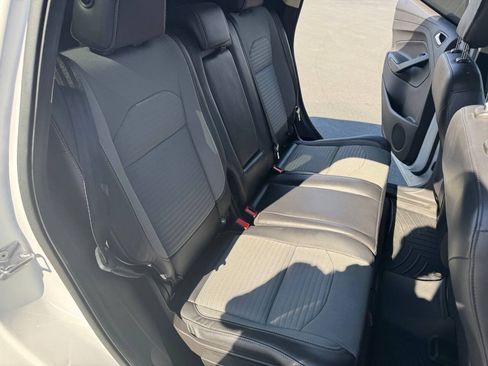 Used 2019 Ford Escape SE AWD/4WD image 29