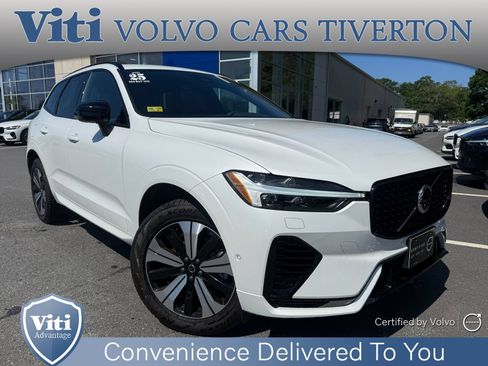 Used 2025 Volvo XC60 T8 Plus w/ Climate Package AWD/4WD image 1