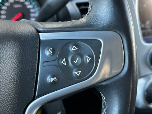 Used 2018 GMC Yukon XL SLE w/ SLE Value Package AWD/4WD image 38