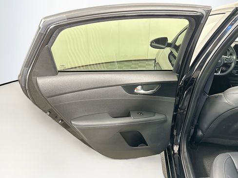 Used 2023 Kia Forte GT-Line w/ GT-Line Premium Package image 27