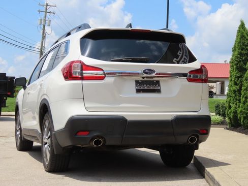 Used 2022 Subaru Ascent Limited AWD/4WD image 11