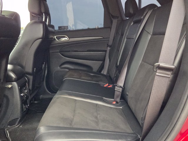 Used 2020 Jeep Grand Cherokee Altitude RWD image 6