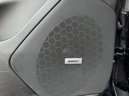 Used 2025 Cadillac XT5 Premium Luxury image 14