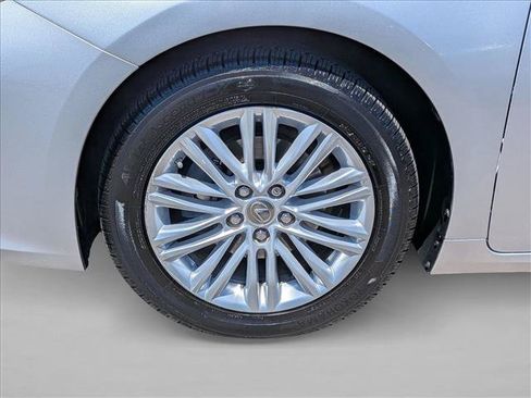 Used 2014 Lexus ES 350 w/ Premium Package FWD image 24