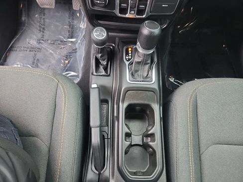 Used 2024 Jeep Wrangler Sport S w/ Convenience Group image 16