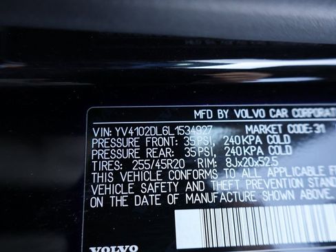 Used 2020 Volvo XC60 T5 Inscription image 40