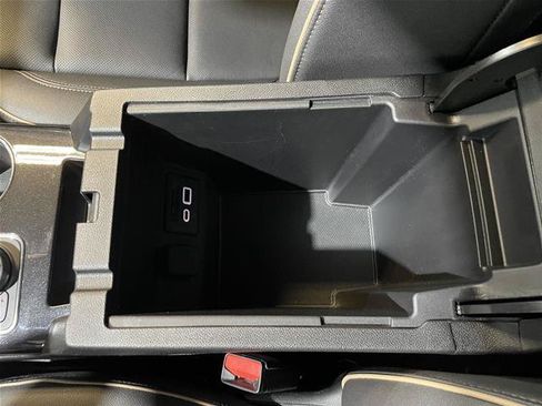 Used 2022 Chevrolet Blazer Premier AWD/4WD image 34