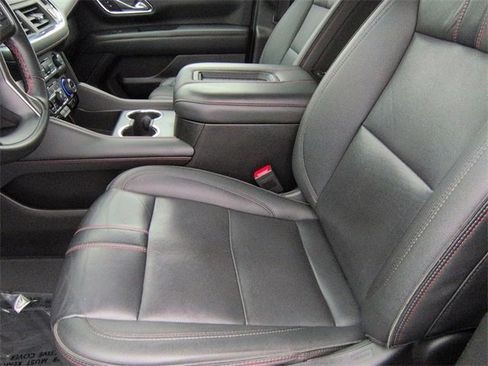 Used 2023 Chevrolet Suburban RST image 11